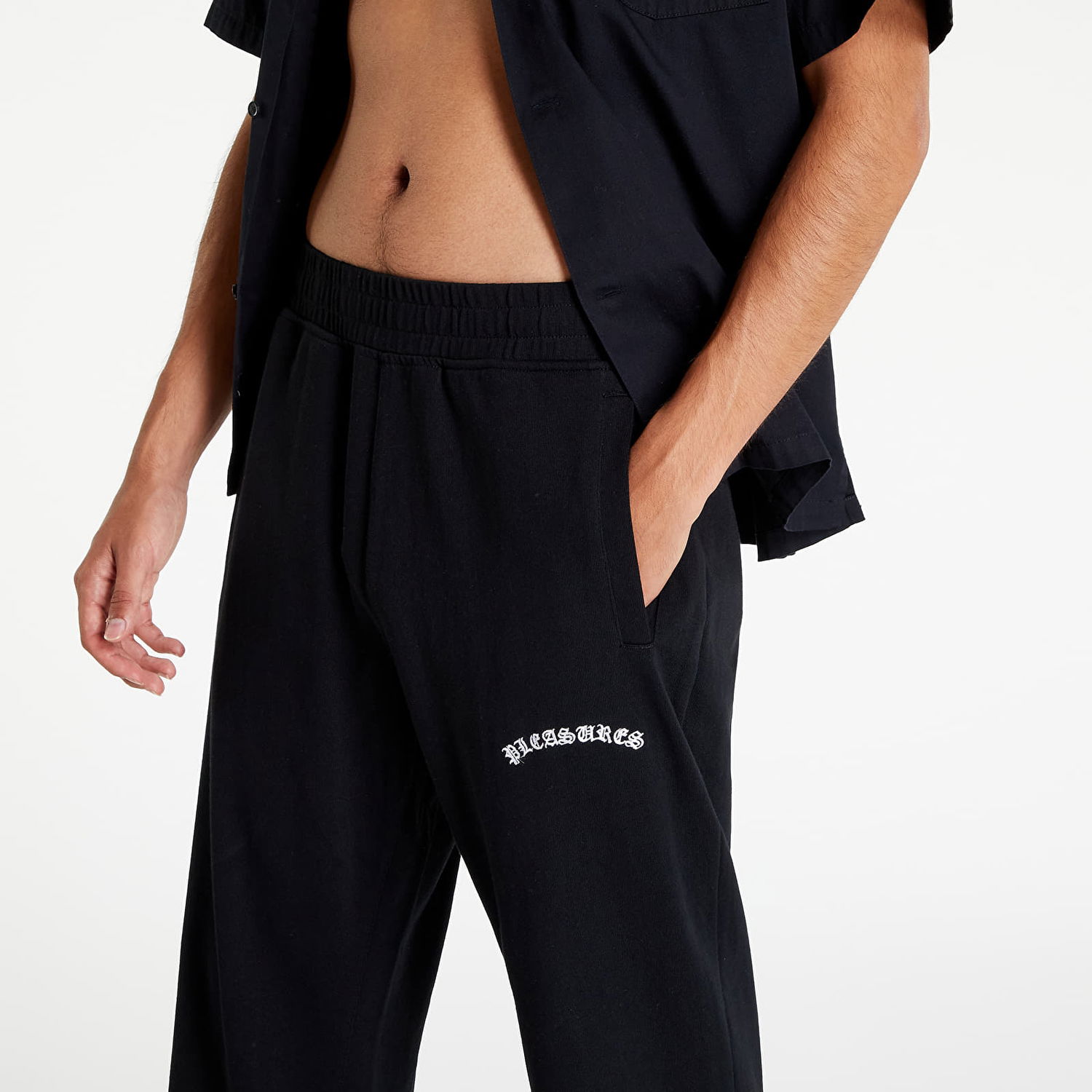 Панталони Pleasures Kat Easy Pant Черно | P22F004 BLACK, 1