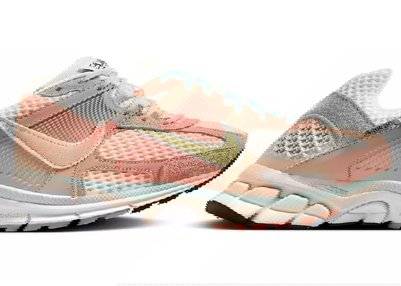 Кецове и обувки Nike Zoom Vomero 5 "Have a Day" Оранжево
 | FN8889-181, 0