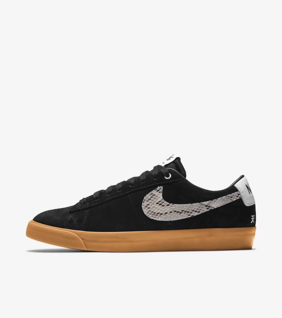 Кецове и обувки Nike SB Wacko Maria x Blazer Low SB "Snakeskin" Черно | DA7257-001, 0