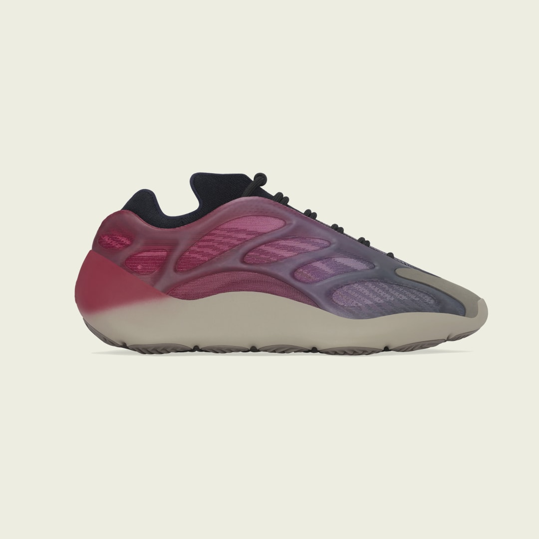 Кецове и обувки adidas Yeezy Yeezy 700 V3 "Fade Carbon" Лилаво | GW1814, 0