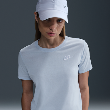 Тениска Nike Sportswear Club Essentials T-Shirt Синьо | DX7902-423, 0