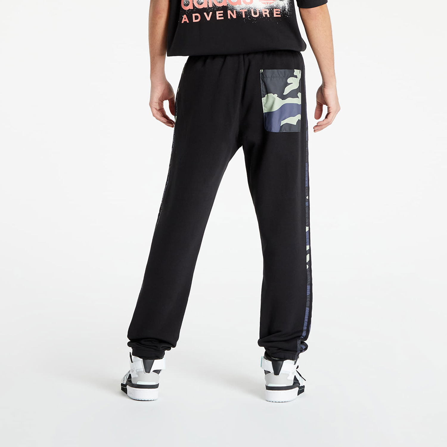 Спортни панталони adidas Originals Camo Pants Черно | HF4878, 0