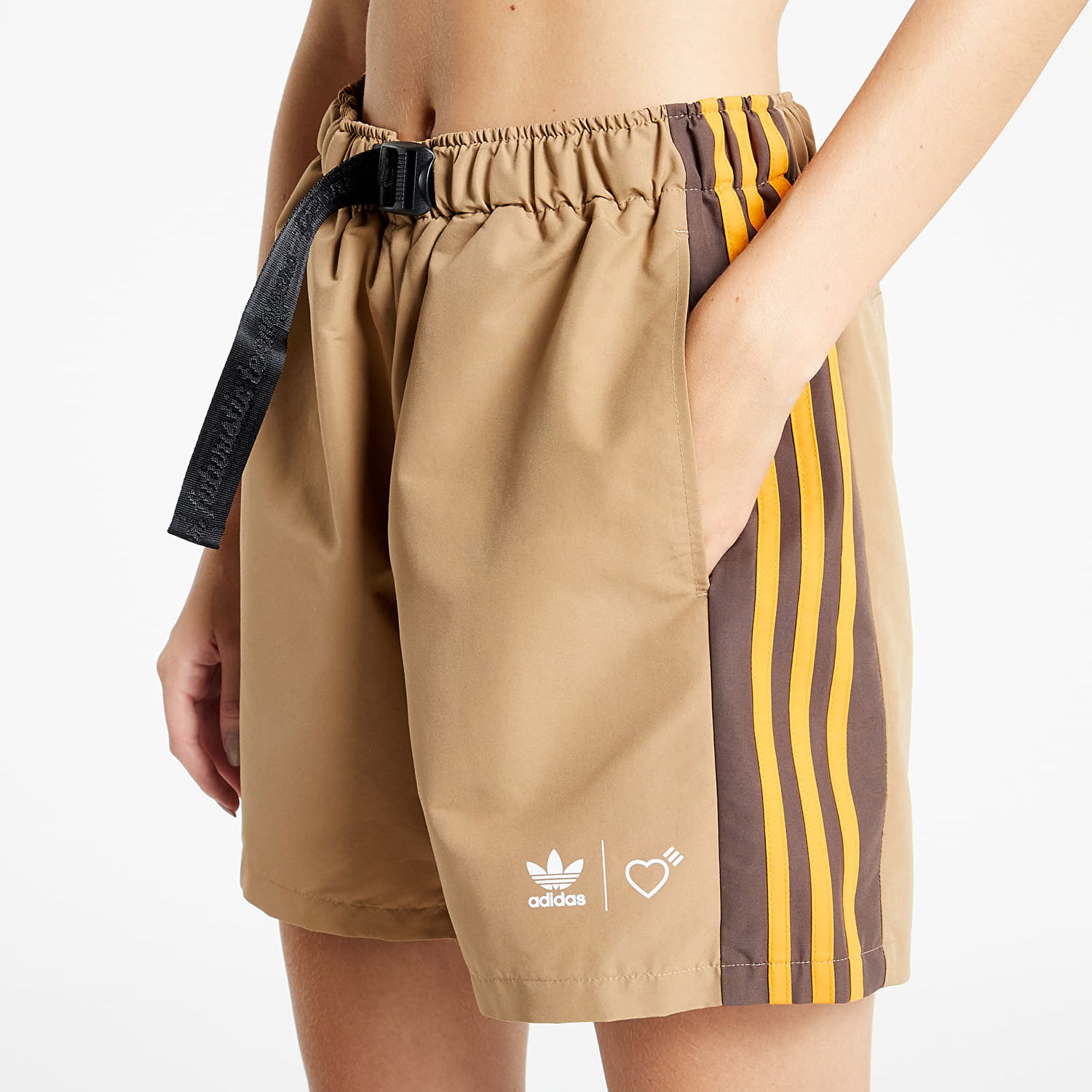 Къси панталони adidas Originals Windshorts Human Made Оранжево
 | HB0000, 0