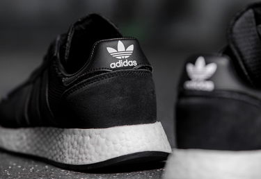 Кецове и обувки adidas Originals Marathon Tech Черно | G27463, 1