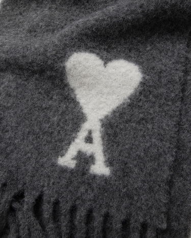 Шал AMI Paris ECHARPE DE COEUR OVERSIZE Черно | USF422.AW0054-061, 1