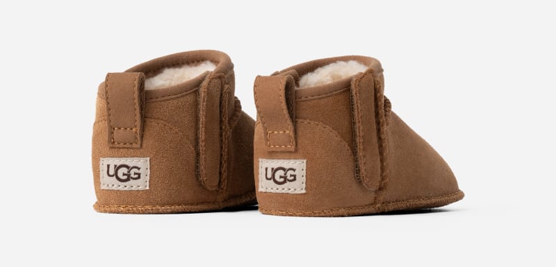 Кецове и обувки UGG UGG Classic Ultra Mini Bootie, Size 16 Кафяво | 1157690I-CHE, 1