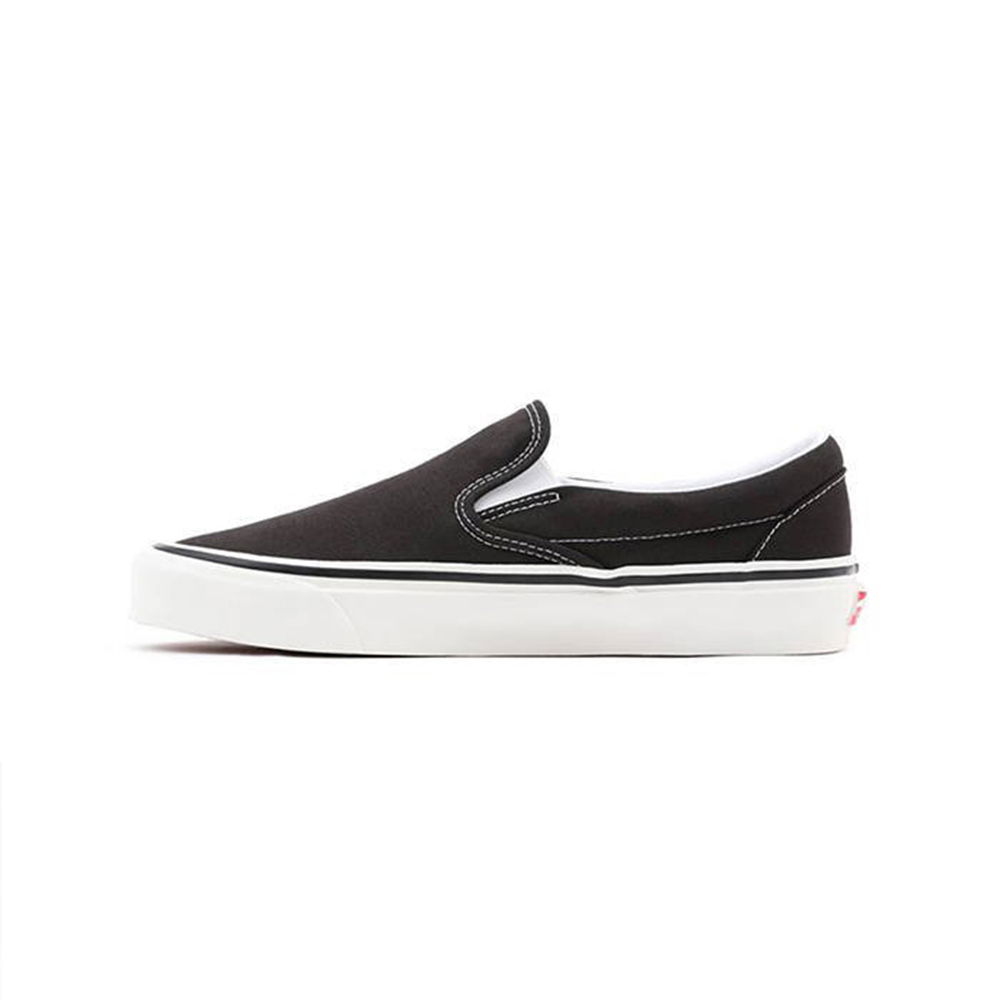 Кецове и обувки Vans Classic Slip-On Черно | VN0A3JEXUDA, 0