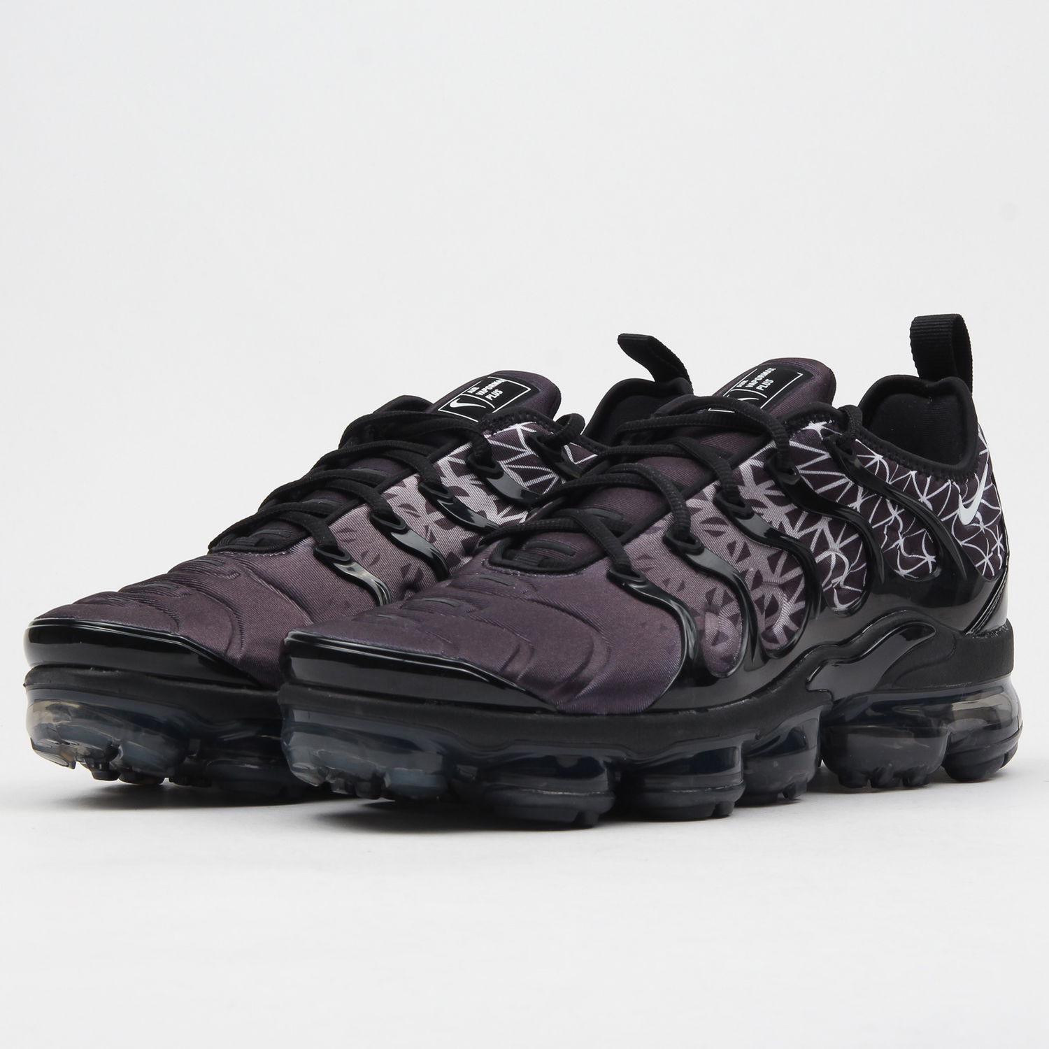 Кецове и обувки Nike Air Vapormax Plus Черно | 924453-017, 0