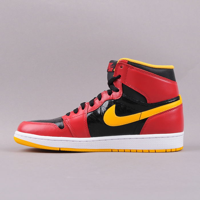 Кецове и обувки Jordan Air Jordan 1 Retro High OG "Highlight Reel" Червено | 555088 017, 0
