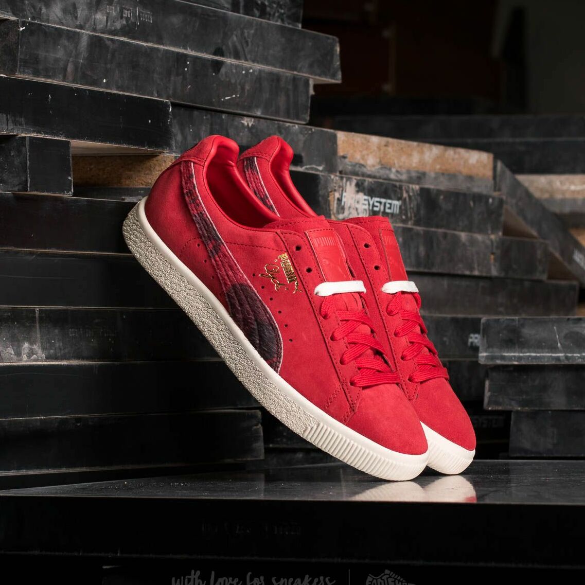 Кецове и обувки Puma Clyde x Packer High Risk Red-Whisper White Червено | 36350702, 0