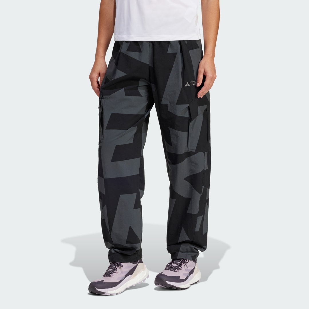 Карго панталони adidas Performance Terrex Xploric Cargo Printed Pants Черно | JF3702, 0