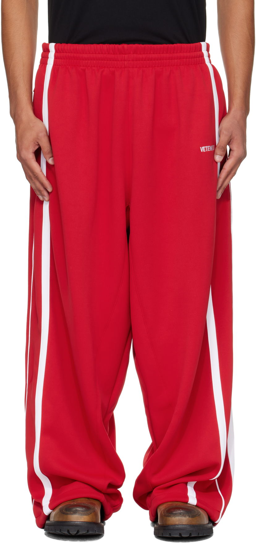 Спортни панталони VETEMENTS VETEMENTS Gym Pants Червено | UH76GP300R