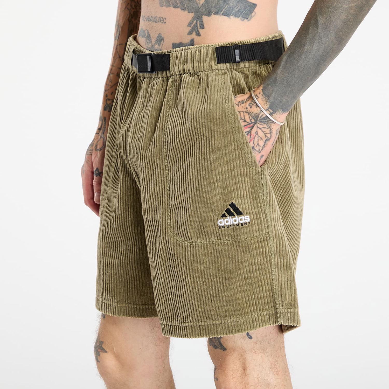 Къси панталони adidas Originals Equipment Corduroy Shorts Зелено | JX1469, 1