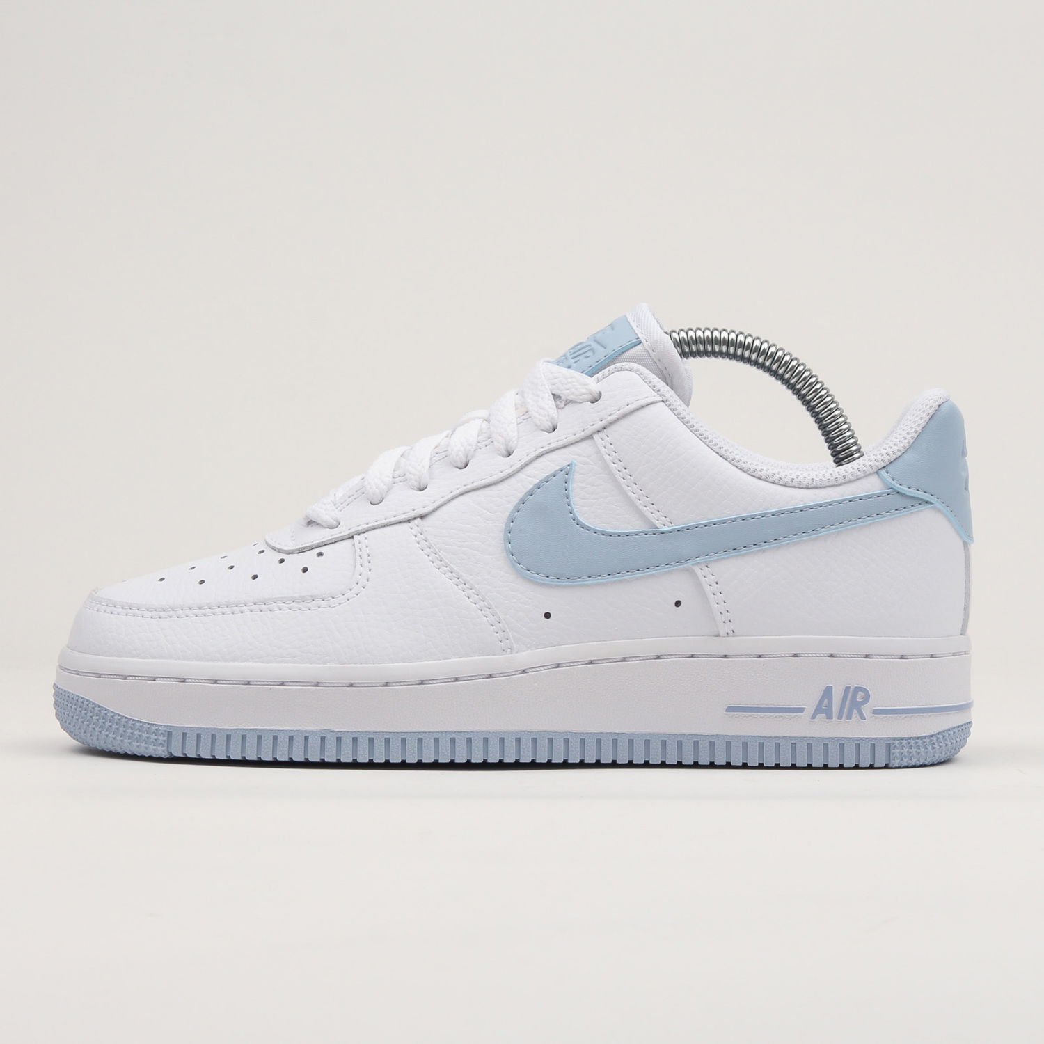 Кецове и обувки Nike Air Force 1 Low '07 Patent ''Light Armory Blue'' W Бяло | AH0287-104, 0