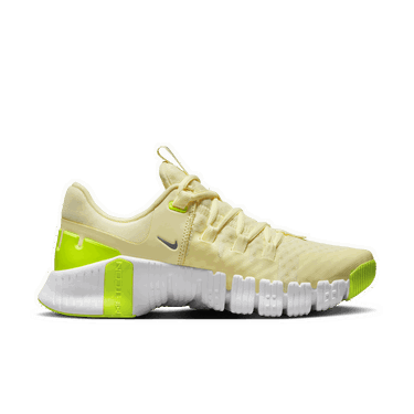 Кецове и обувки Nike Free Metcon 5 W Жълто | DV3950-800, 2