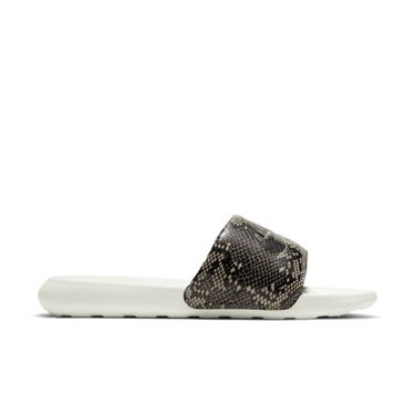 Кецове и обувки Nike Victori One W Сиво | CN9676-007, 2