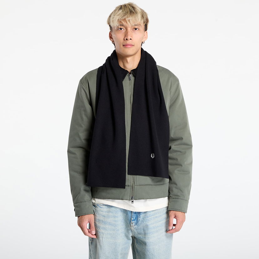 Шал Fred Perry Fred Perry Classic Merino Wool Scarf Черно | C8140 843
