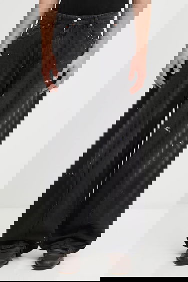 Дънки Maison Margiela MM6 Maison Margiela Wide-Leg Distressed Paint Splatter Jeans with Front Seam Detail Черно | SH0LA0011.M30011.966, 0