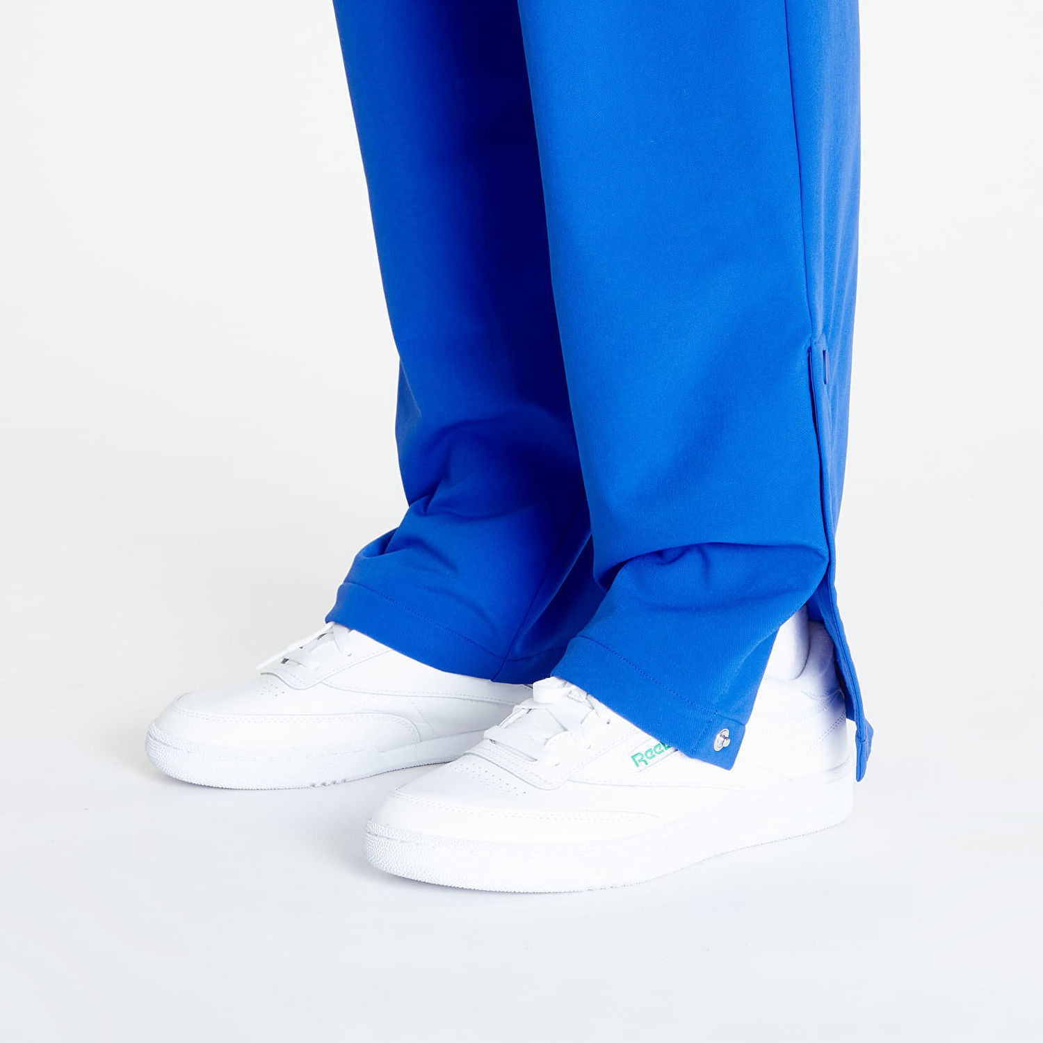 Панталони и дънки adidas Originals Adicolor Basketball Pant UNISEX Lucid Blue Синьо | IW1632, 1