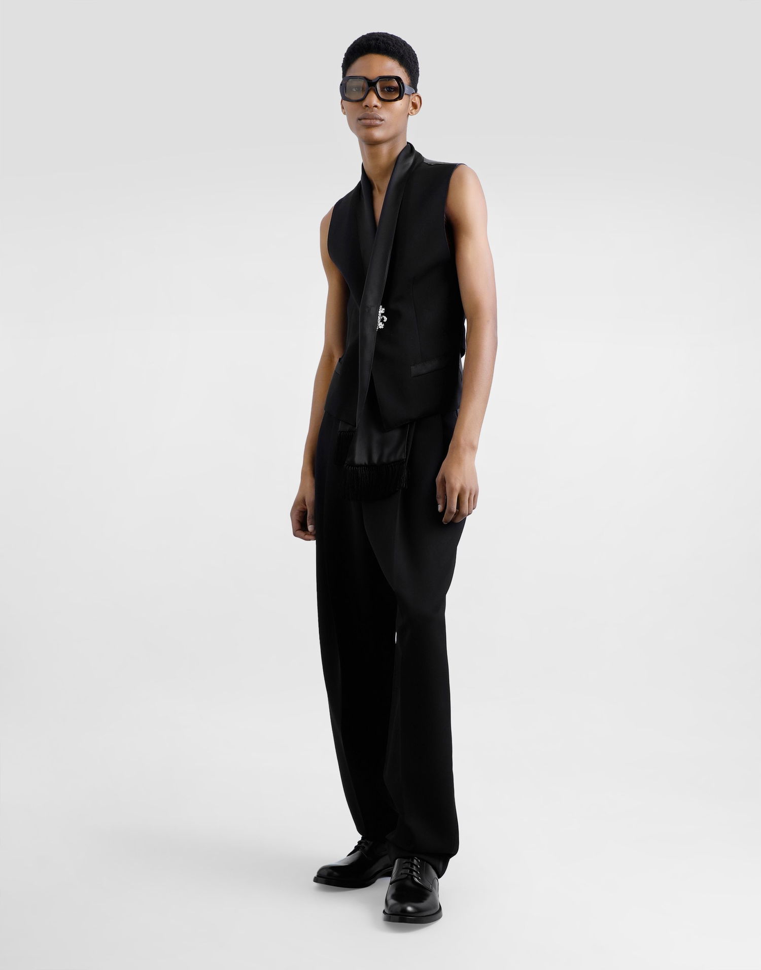 Жилетка Dolce & Gabbana Wool Gabardine Vest with Satin Trim and Fringes Черно | G715FTFU21EN0000, 1