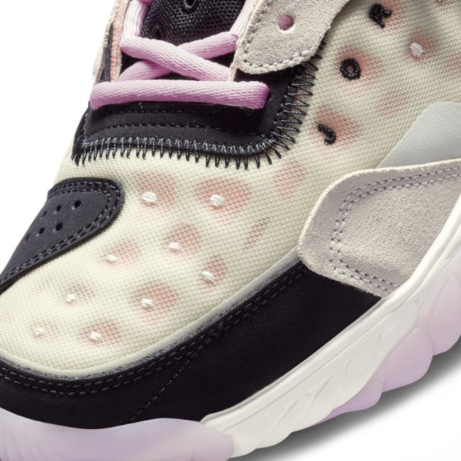 Кецове и обувки Jordan Air Jordan Delta 2 W Бежово | CW0913-061, 1