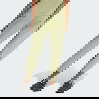 Спортни панталони adidas Performance Z.N.E. Pants Зелено | IW7773, 2