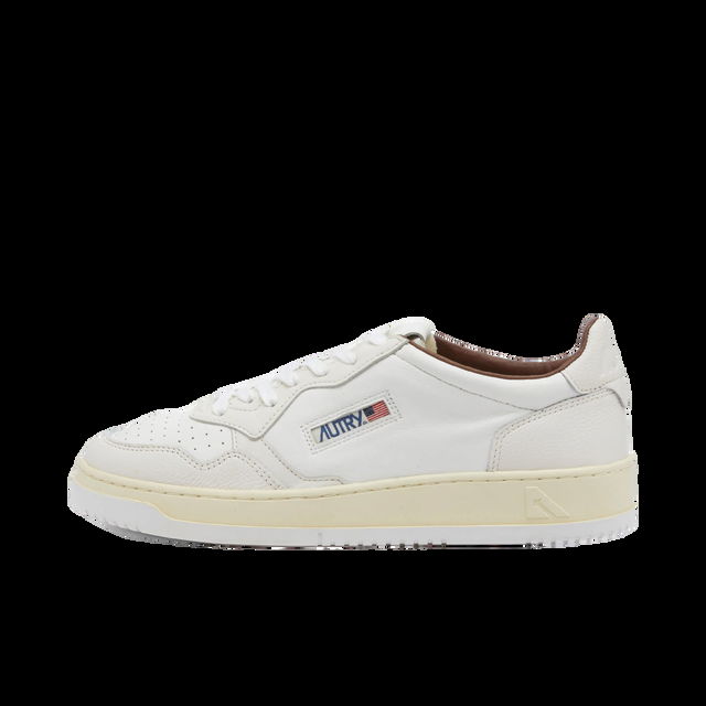 Medalist Low Leather Sneaker