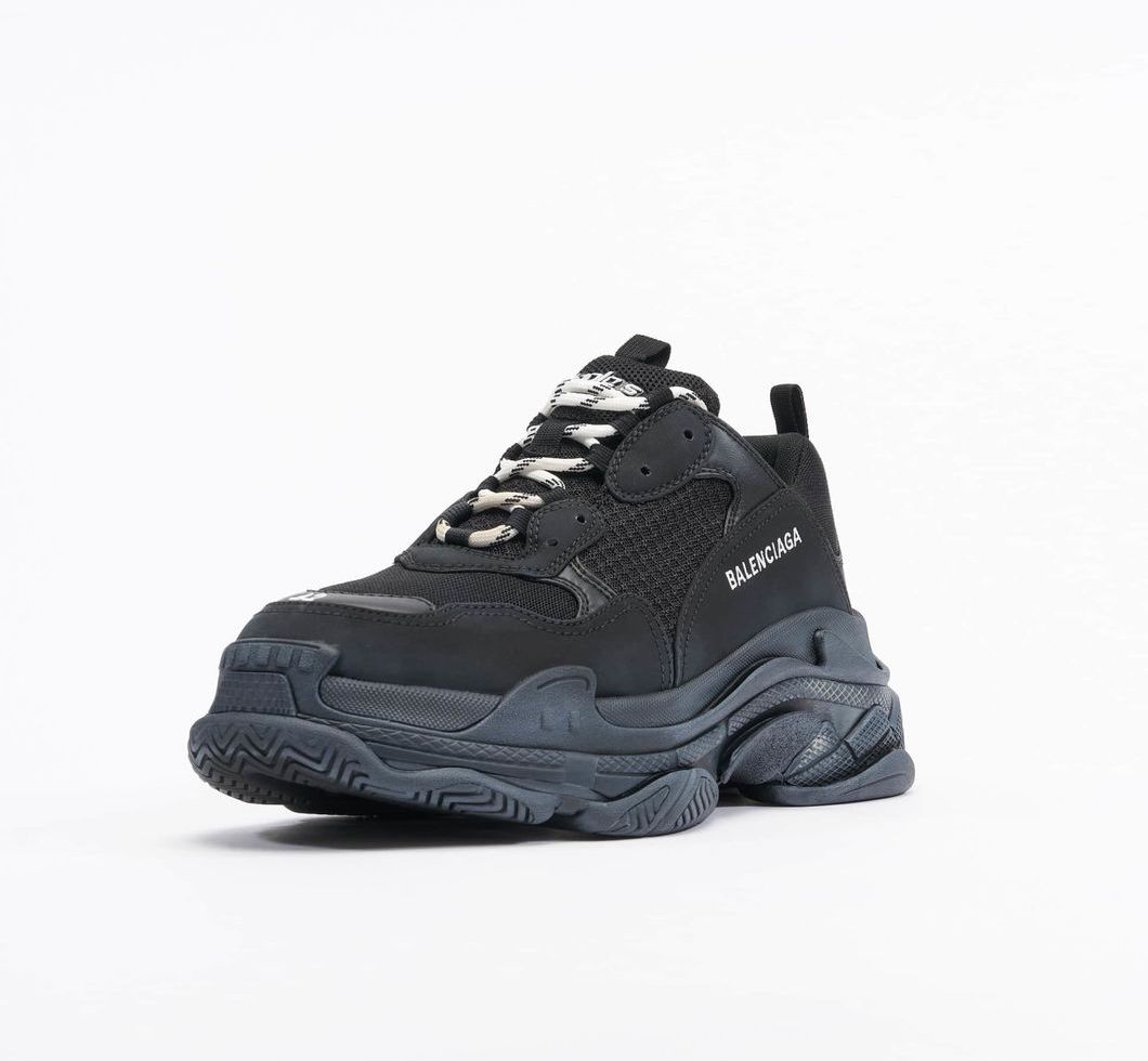 Кецове и обувки Balenciaga Triple S Черно | 534162W09OM1000, 1