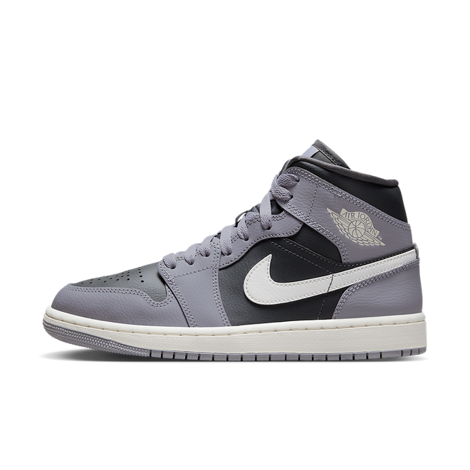 Кецове и обувки Jordan Air Jordan 1 Mid "Cement Grey" W Сиво | BQ6472-022, 0