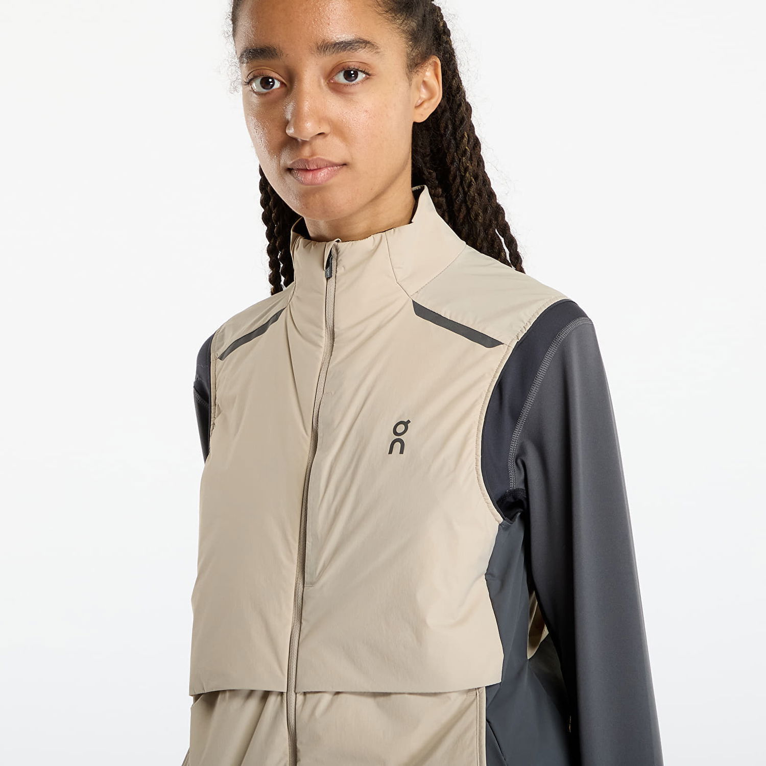 Жилетка On Running Weather Vest Бежово | 1WF30233557 W, 1