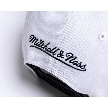 Шапка с козирка Mitchell & Ness Day One Snapback Bulls Cap Черно | 6HSSMM19224-CBUWHBK, 6