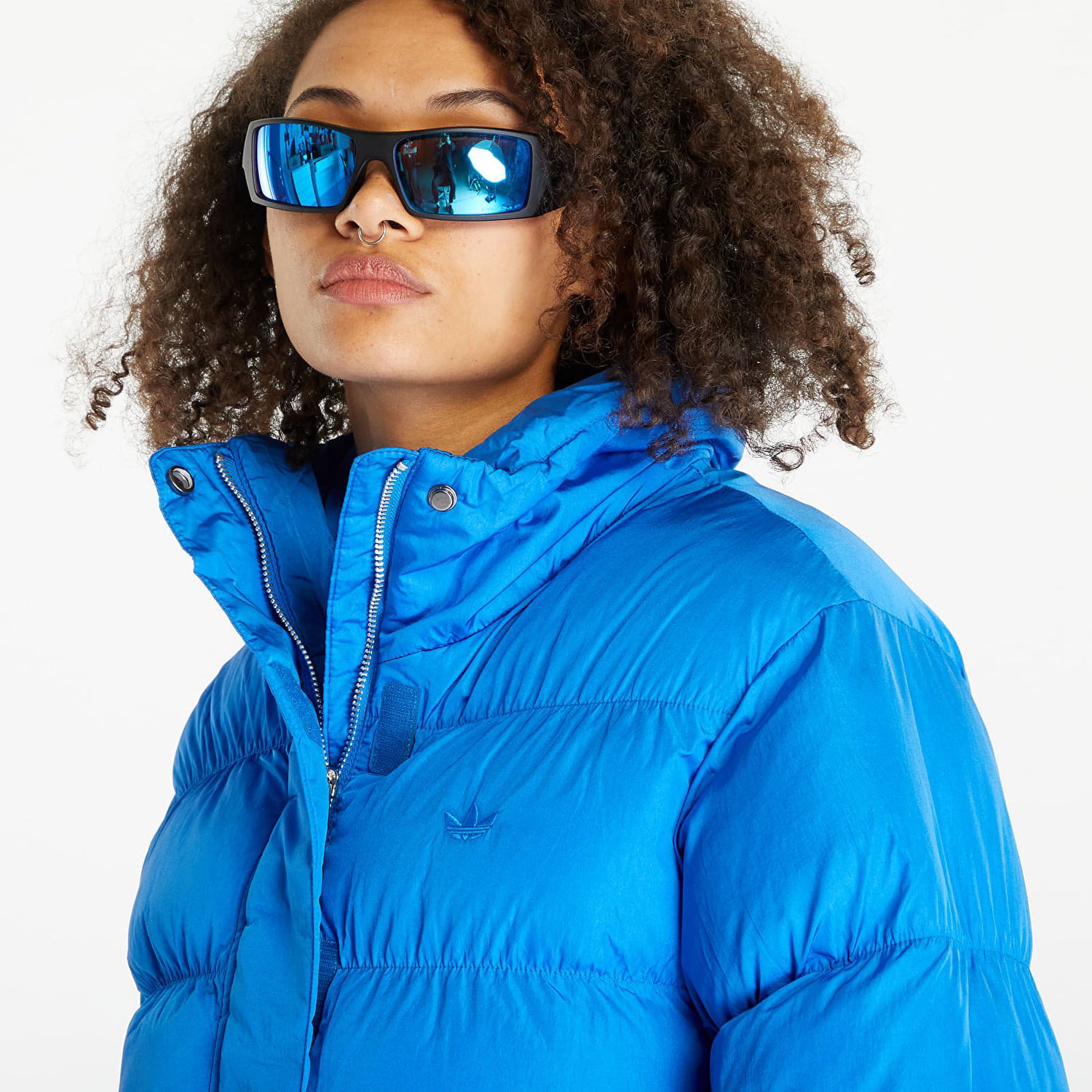 Пухо яке adidas Originals Short Vegan Puffer Jacket "Blue Bird" Синьо | IJ8234, 1