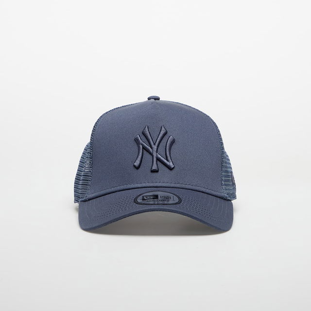 New Era 9FORTY New York Yankees MLB League Essential A-Frame Trucker Adjustable Cap