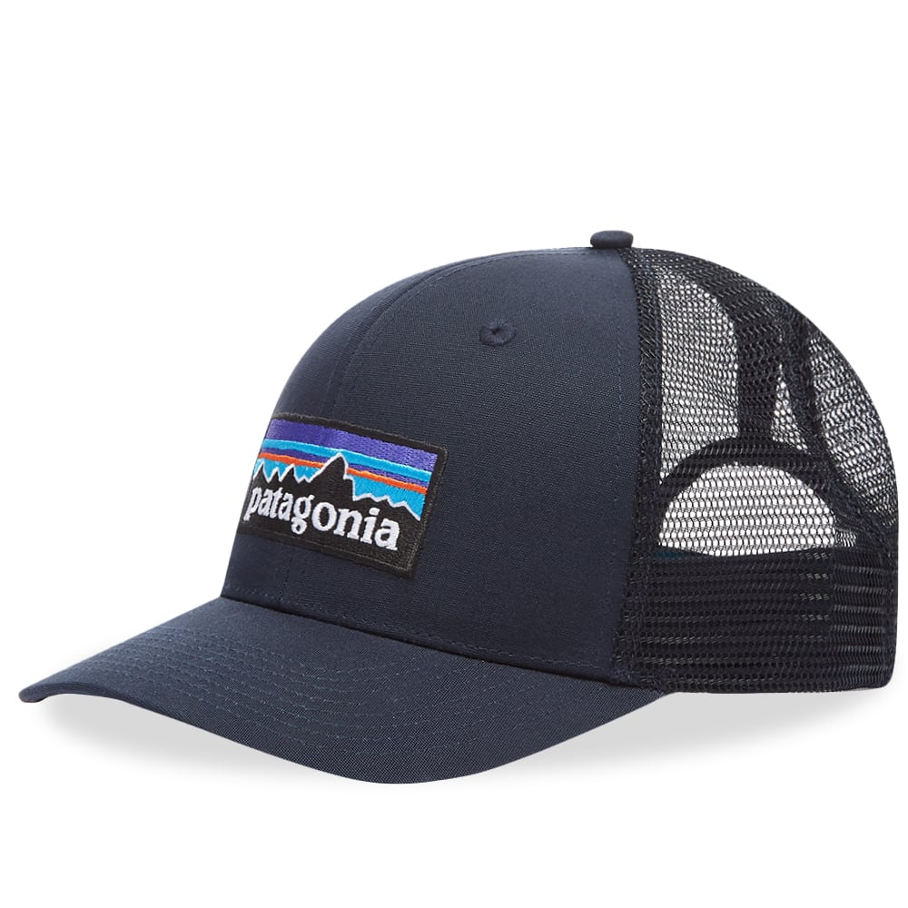 Шапка с козирка Patagonia P-6 Logo Trucker Cap Тъмно синьо | 38289-NVYB, 0