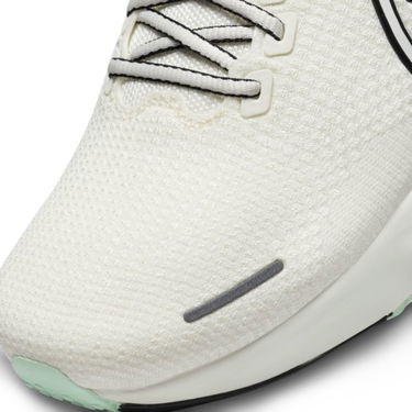 Кецове и обувки Nike ZoomX Invincible Run Flyknit 2 Бежово | DH5425-102, 2
