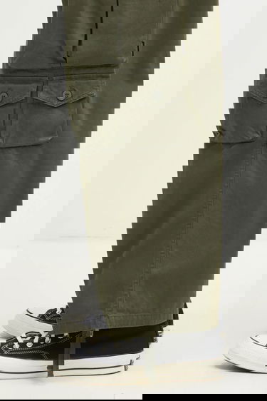 Карго панталони Carhartt WIP Tracker Wide-Leg Cargo Pants with Utility Pockets Зелено | I033835.666XX, 3