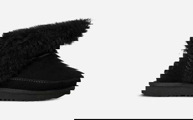 Кецове и обувки UGG Classic Ultra Mini Chalet Boot Черно | 1175950K-BLK, 0