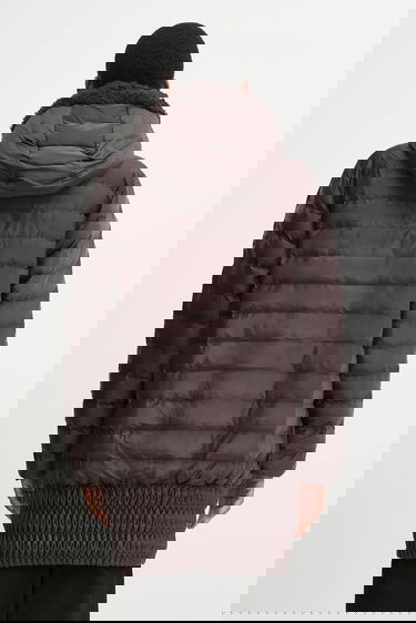 Пухо яке Rains Lohja W3T3 Hooded Padded Coat with Ruched Hem Кафяво | 17250.129, 2