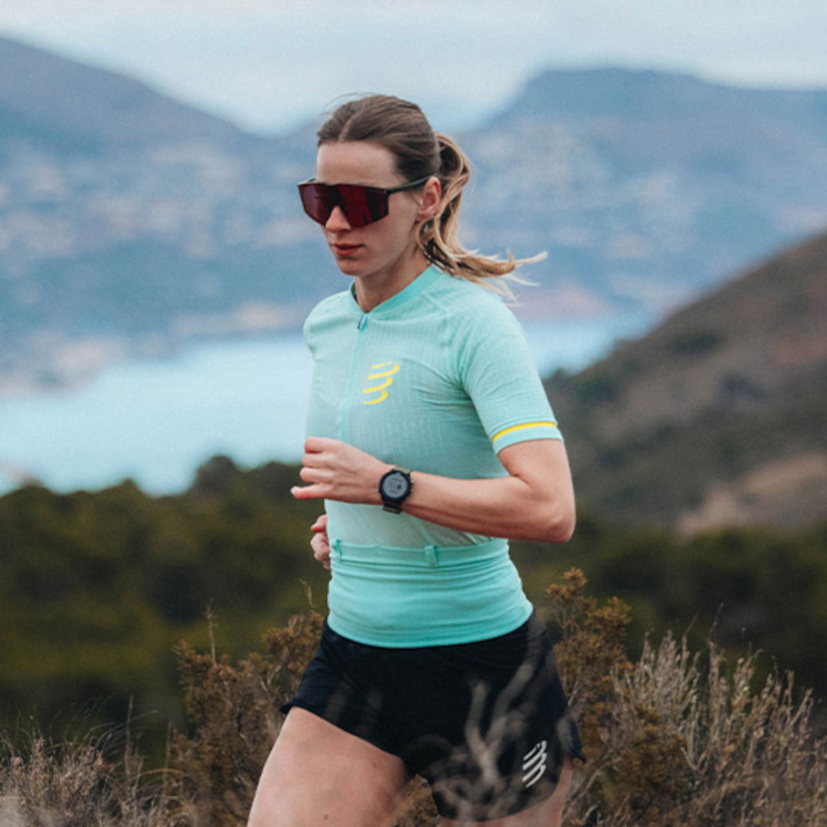 Тениска Compressport Trail Postural SS Top T-shirt Зелено | aw00134b5071, 1