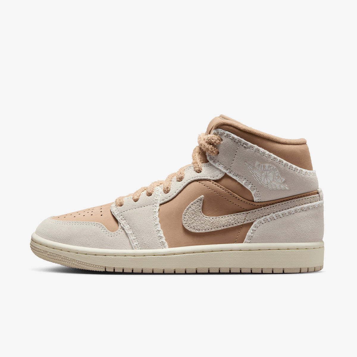 Кецове и обувки Jordan AIR JORDAN 1 MID SE Бежово | HV4269-200, 0