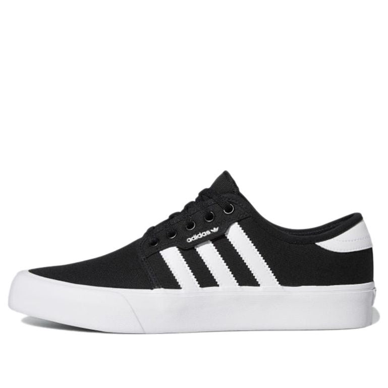 Кецове и обувки adidas Originals Seeley XT Черно | GZ8568