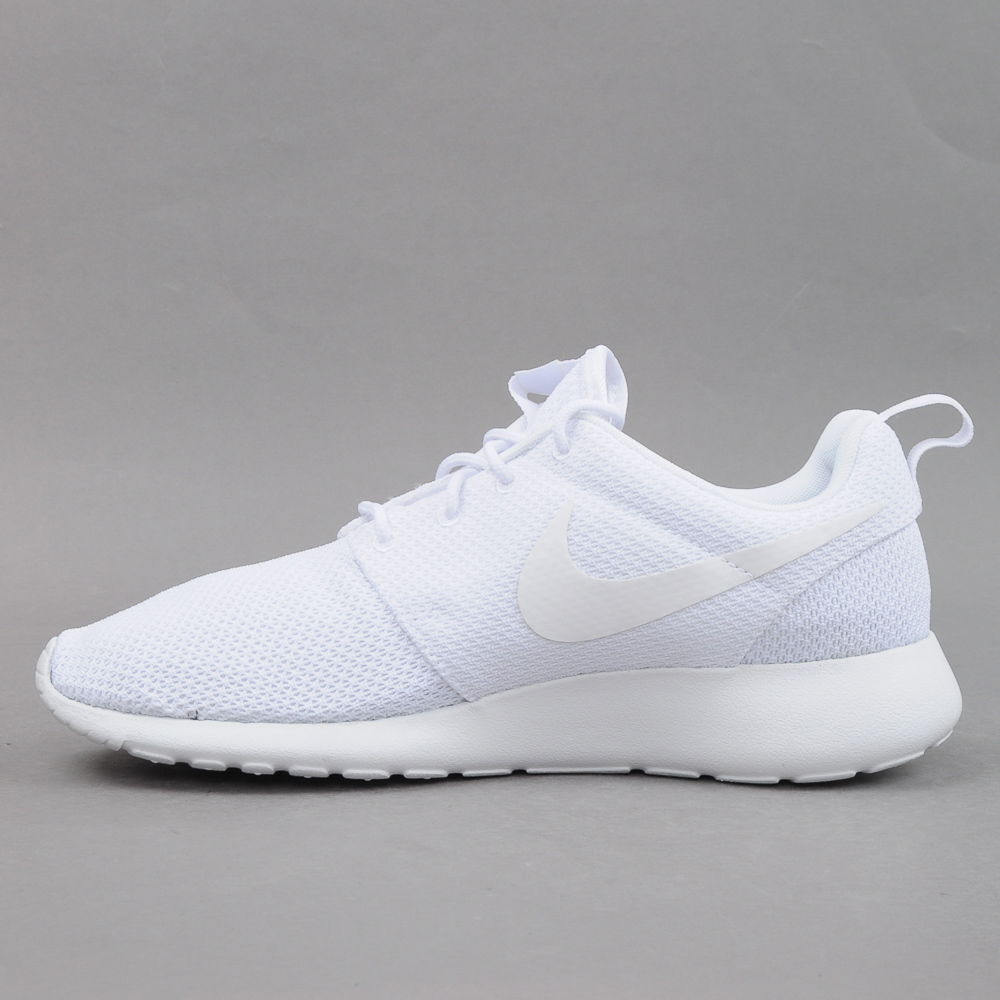 Кецове и обувки Nike Roshe One Бяло | 511881-112, 1
