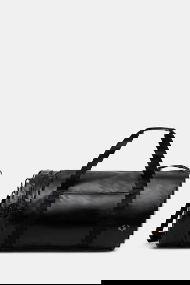 Чанта за пътуване Fred Perry Fred Perry Barrel Bag Черно | L9255, 0