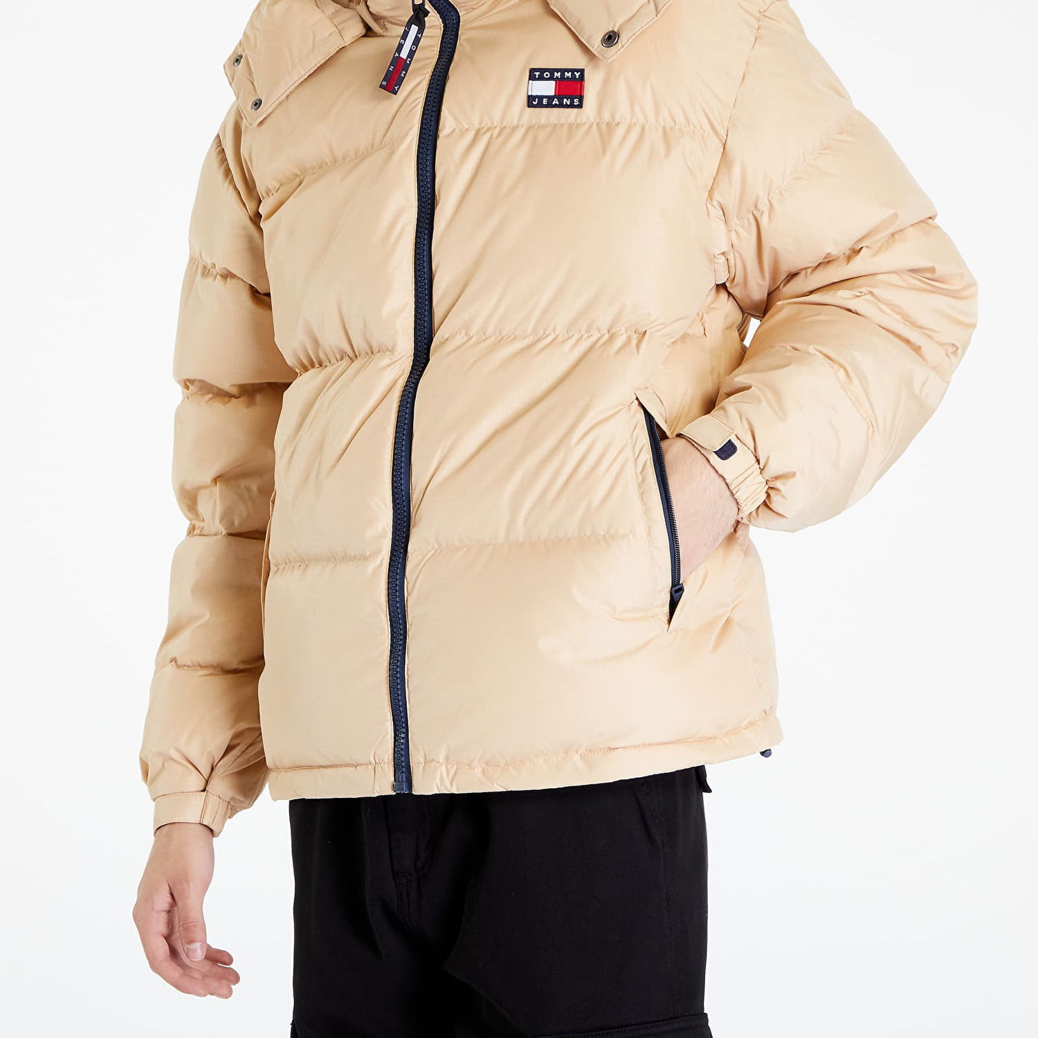 Пухо яке Tommy Hilfiger Jeans Alaska Puffer Бежово | DM0DM15445 AB4, 1