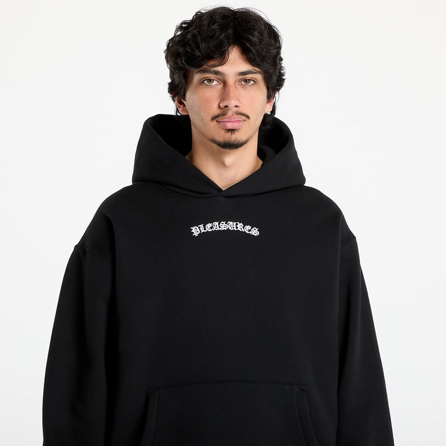 Суитчър Pleasures PLEASURES Neural Hoodie Черно | P25SU010 BLACK, 1