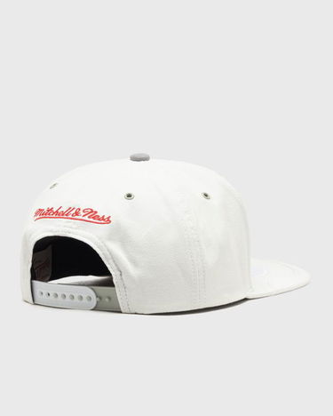 Шапка с козирка Mitchell & Ness Chicago Bulls Snapback Hat Бяло | HHSS5822-CBUYYPPPWHIT, 1