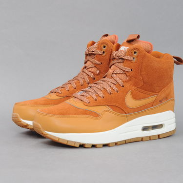 Кецове и обувки Nike WMNS Air Max 1 Mid Sneakerboot Оранжево
 | 685267-200, 0