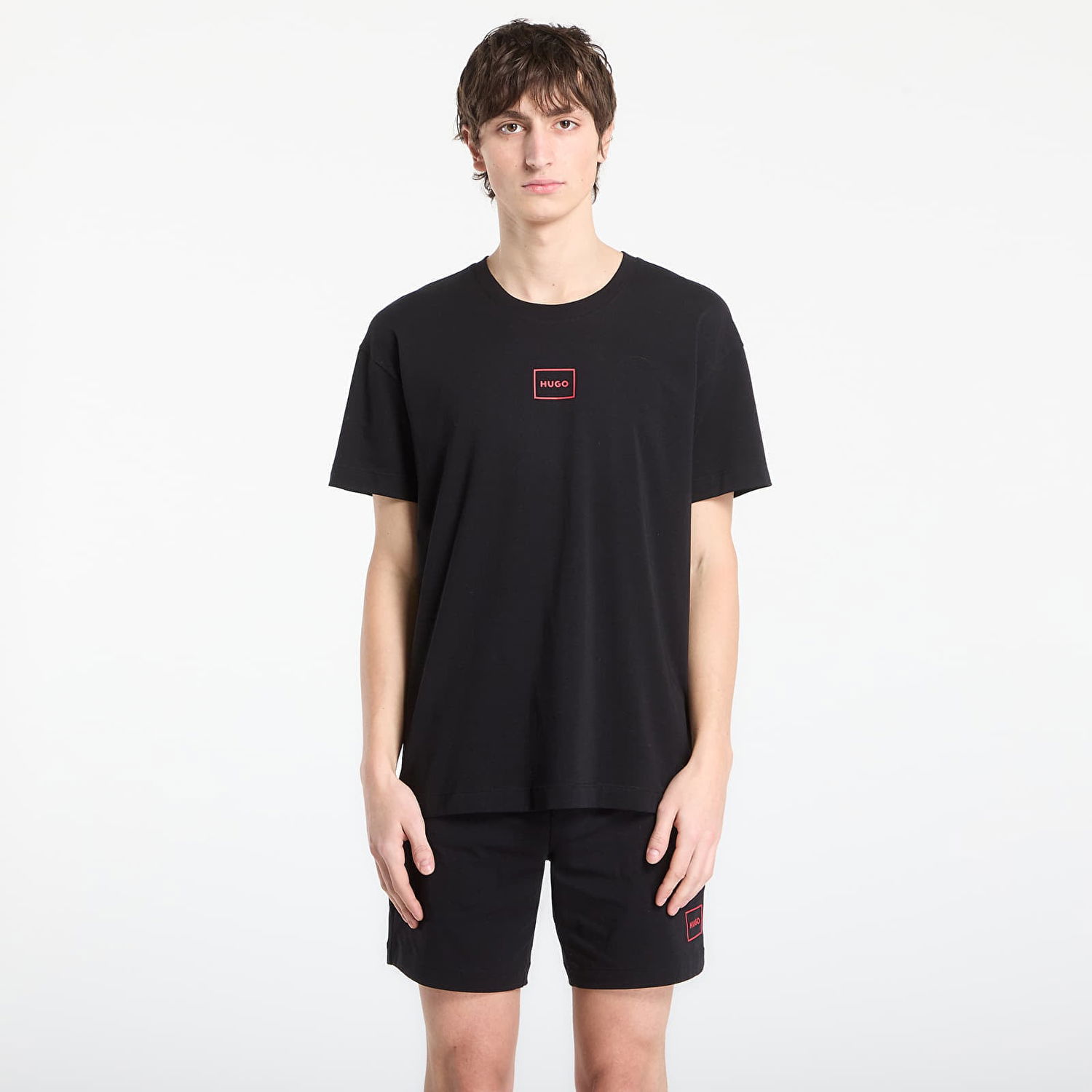 Тениска BOSS Laze Short Sleeve T-Shirt with Chest Logo Черно | 50525236-001, 0
