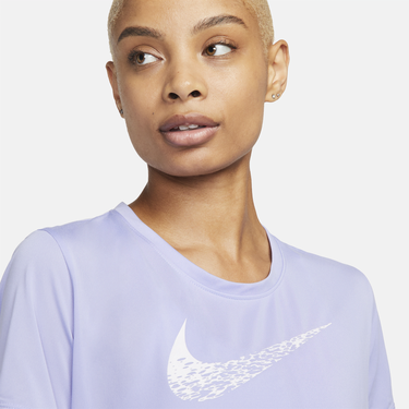Тениска Nike Swoosh Running Tee Лилаво | DM7777-569, 1