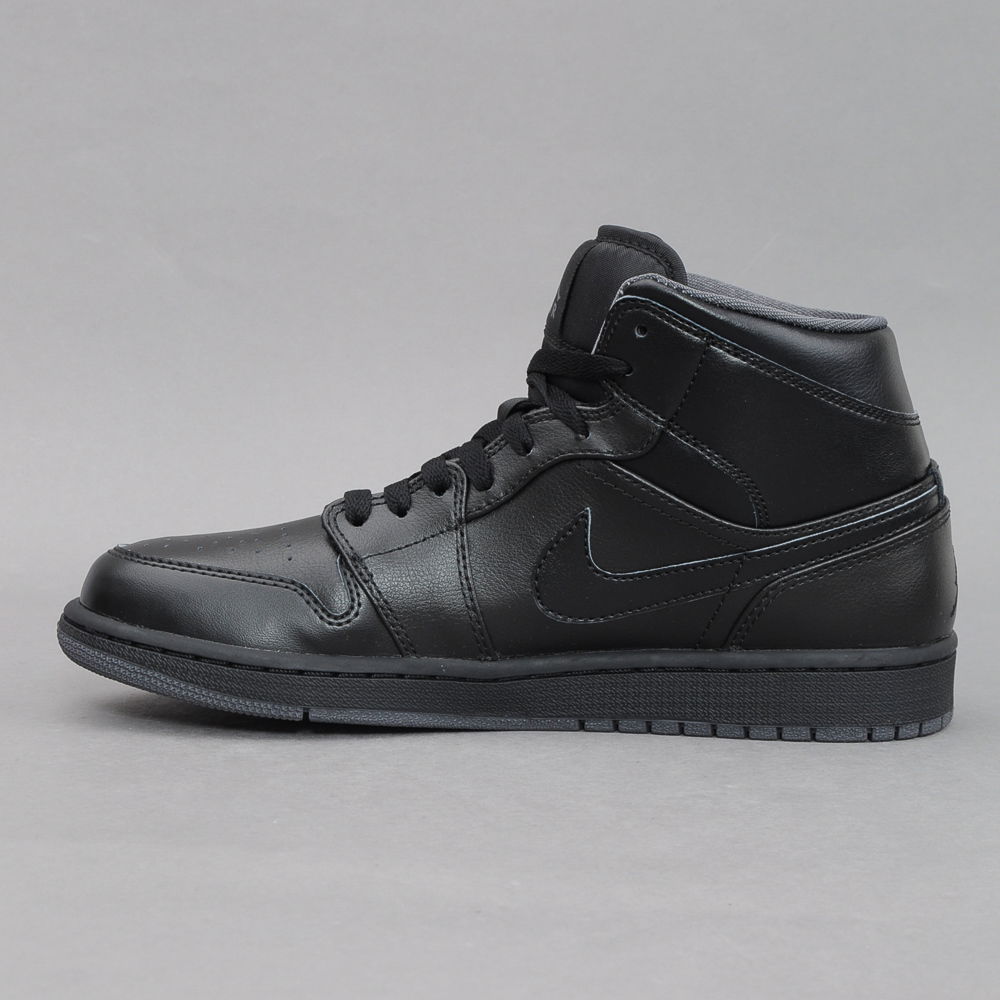 Кецове и обувки Jordan Air Jordan 1 Mid "Black" Черно | 554724-021, 0